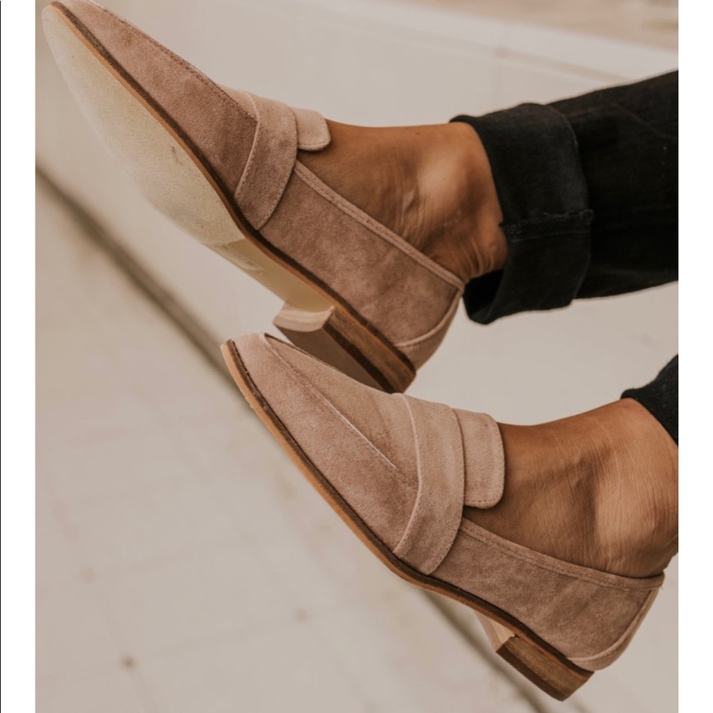 Roolee Logan Loafers in blush velvet (worn once!)